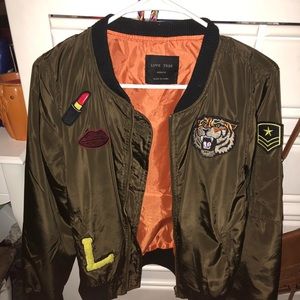 Bomber jacket